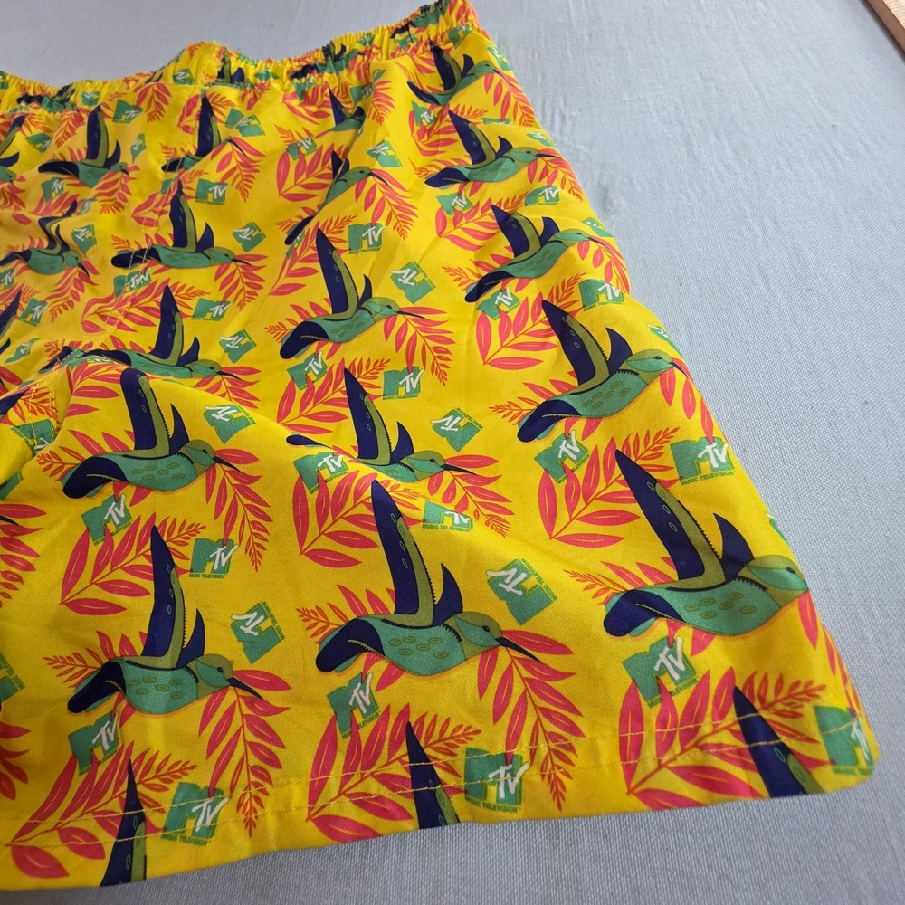 MTV Mens Swim Trunks Yellow Hummingbird Tropical Logo Print Shorts Size Large